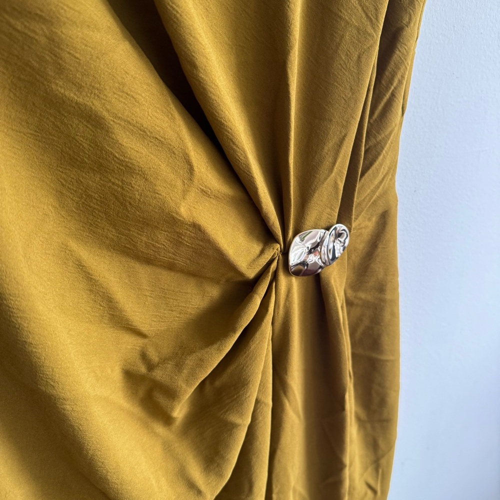 Zara Draped Midi Dress Olive Green Gold Hardware Sleeveless Minimalist Chic M - Picture 8 of 12